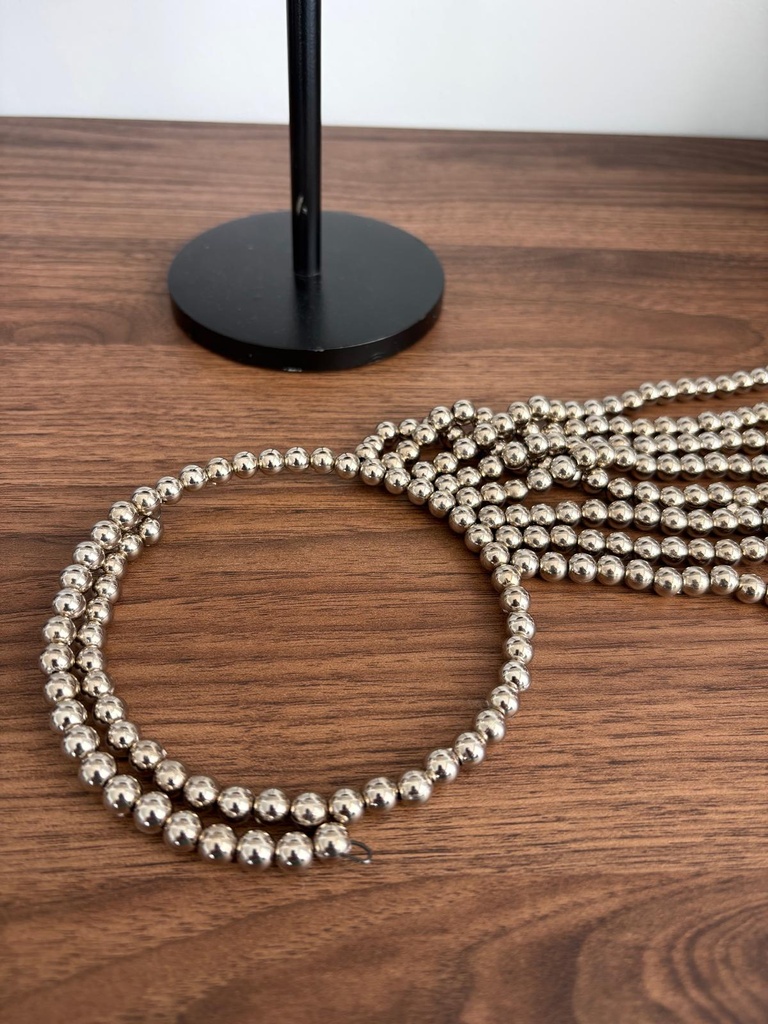 Collar FLECHAS Bola Gde Plateado (copia)