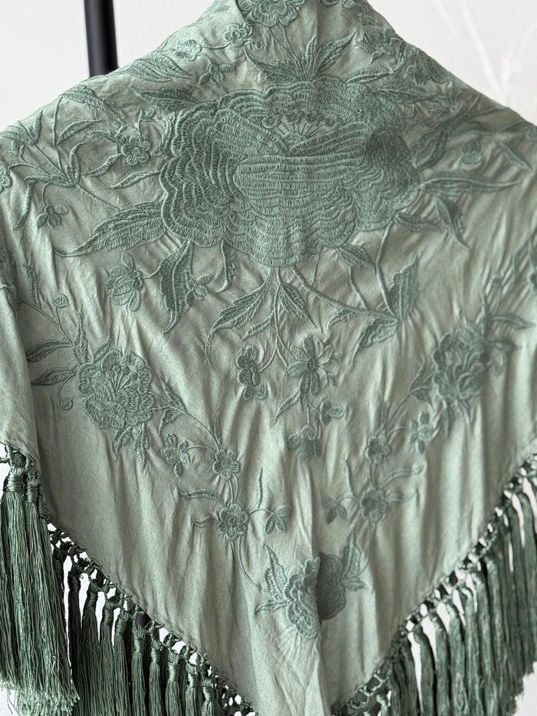 MANTON LISO VERDE JABONOSO