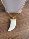 COLLAR CUERNO LARGO MARFIL