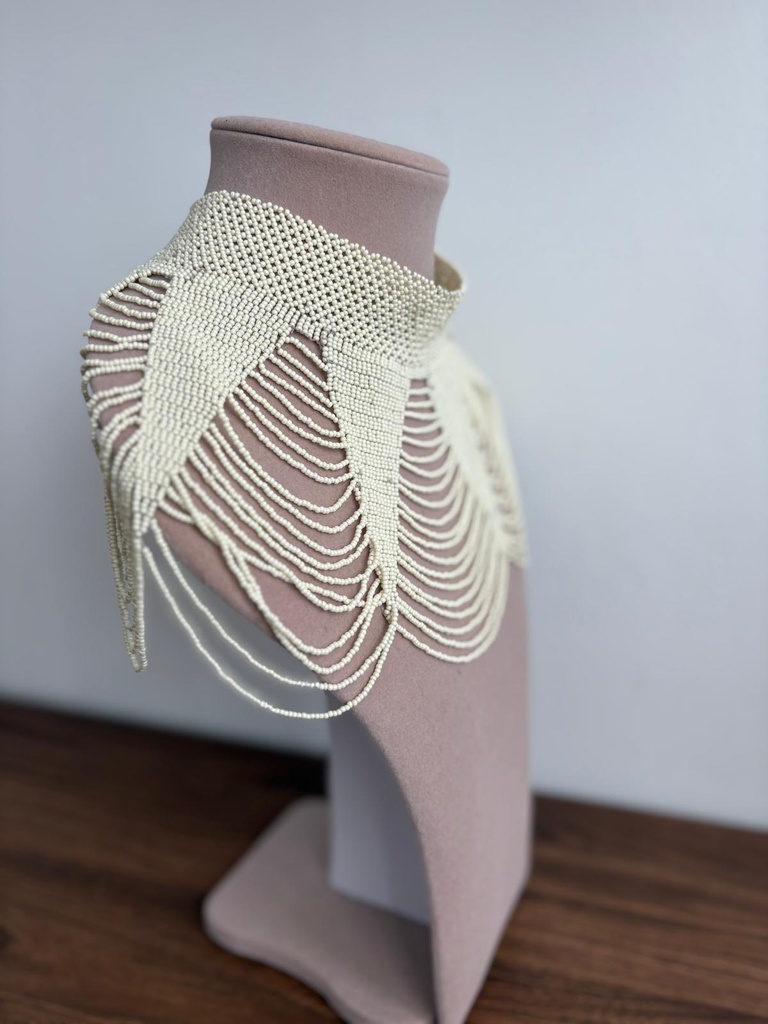 COLLAR MALLA FINA MARFIL