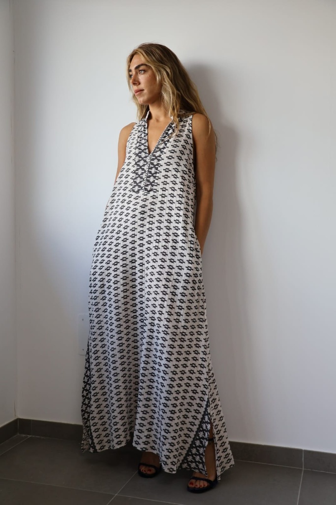 Vestido MANTRA Negro