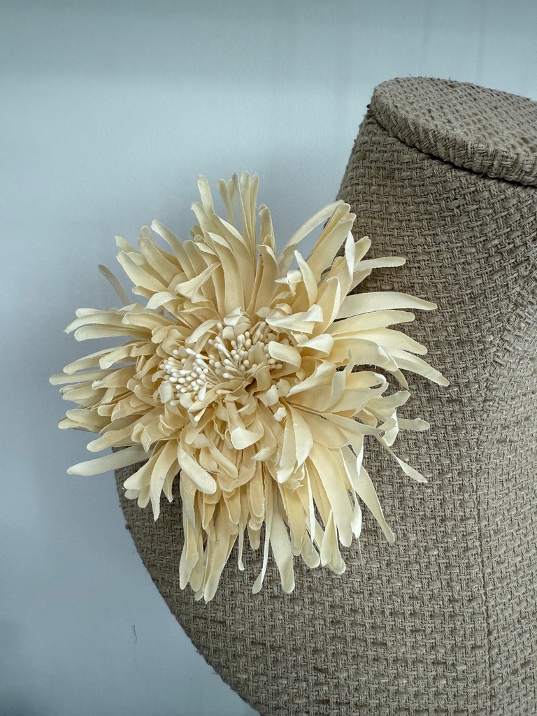 Broche FLORI Vainilla