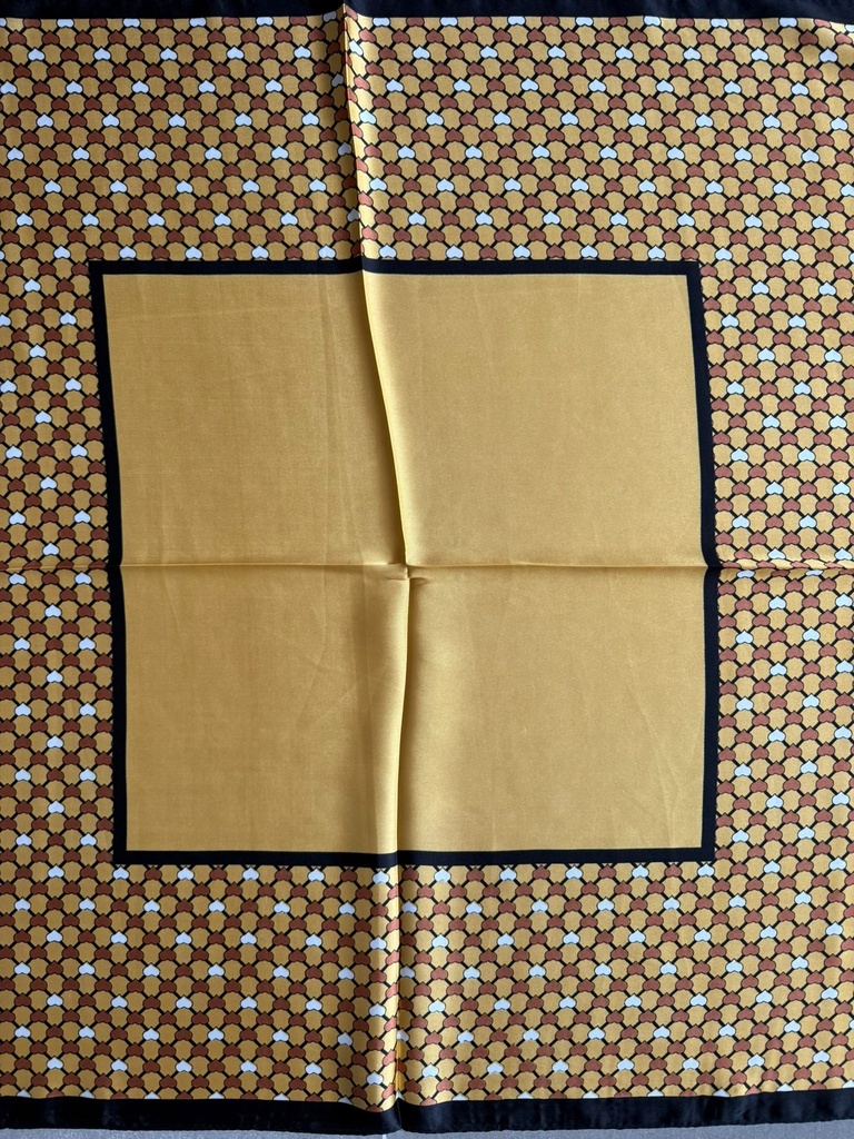 Pañuelo CORAZONES Amarillo