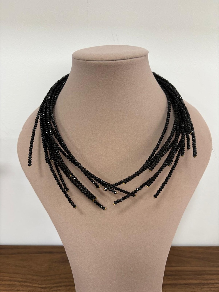 Collar PUNTAS Negro