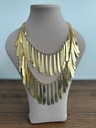 COLLAR FLECOS DORADO