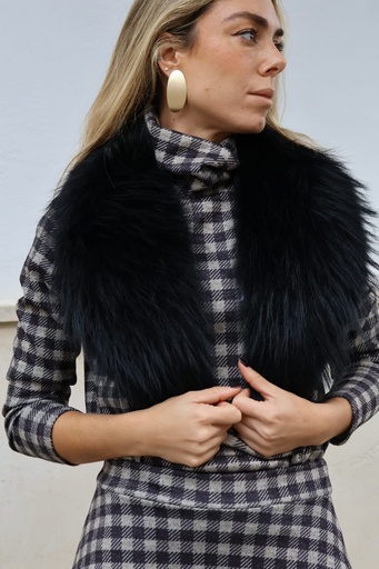 [OK9140NG] Cuello Piel Natural-Negro