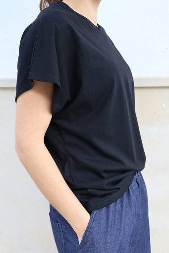 [SHI2256NG] Camiseta ESTUDIO Negro