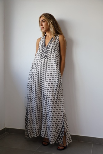 Vestido MANTRA Negro