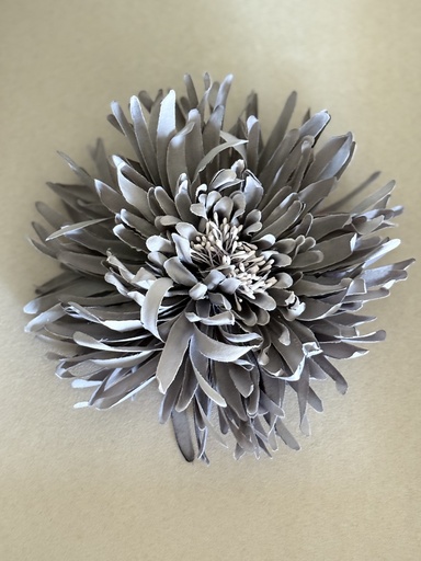 Broche FLORI Gris