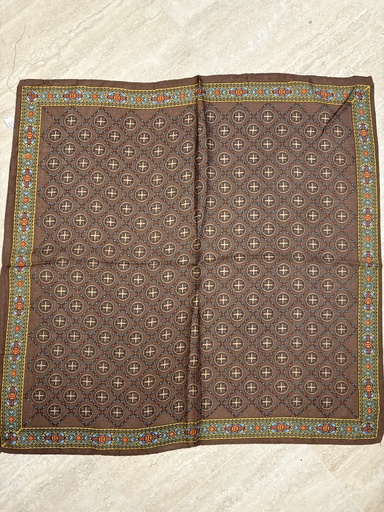 Pañuelo CRUZ Marrón