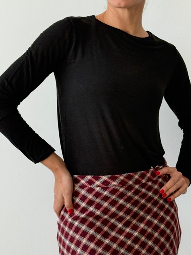 [AK46873NG] Camiseta GELIDA Negro